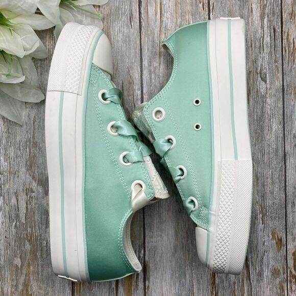 Chuck Taylor All Star Lift Platform Matte Satin Sneaker Shoes Size 8 - Picture 3 of 16